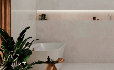 Lielformāta keramikas flīzes 100x100, marmora imitācija ar vēnām, spīdīgas, A4H941 Saffire Cream